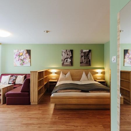 Familienhotel Trebesingerhof Eksteriør billede