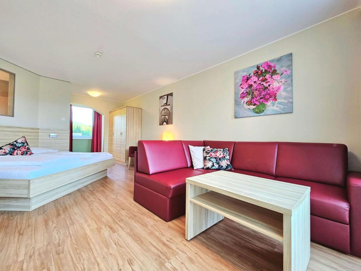 Familienhotel Trebesingerhof Eksteriør billede