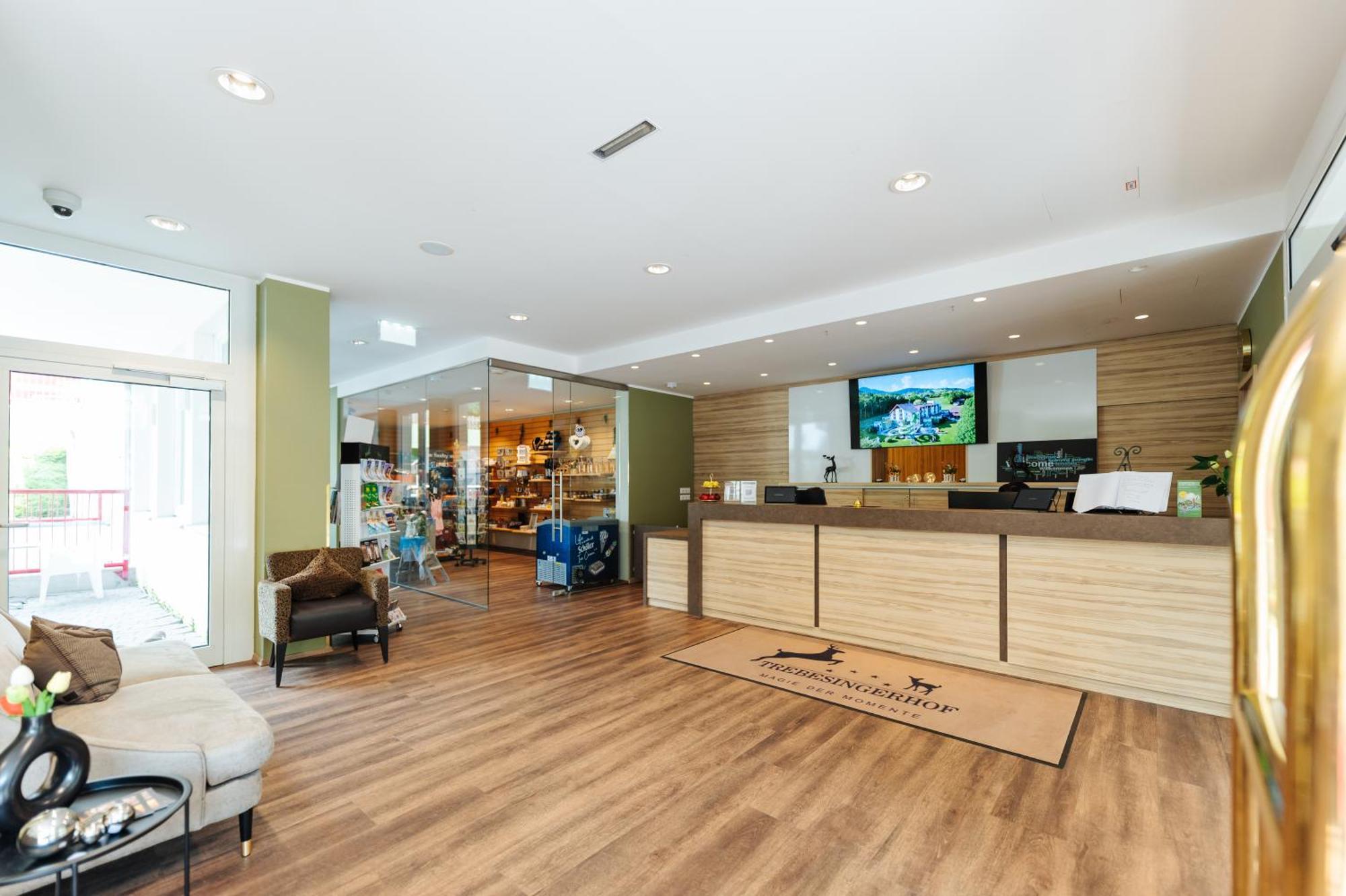Familienhotel Trebesingerhof Eksteriør billede